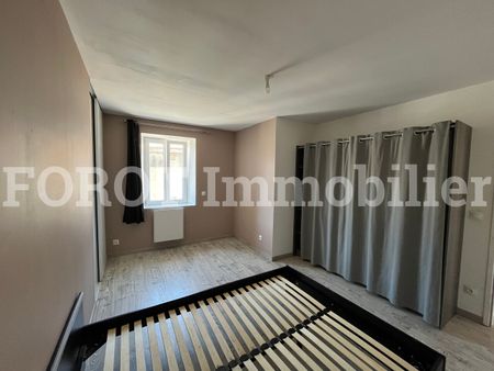 Location Appartement 2 pièces 48m² LAMASTRE 07270 - Photo 3