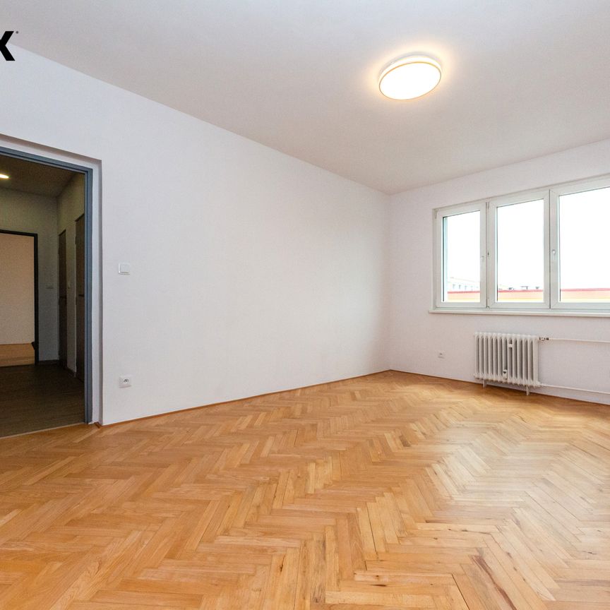 Pronájem bytu 2+1 v osobním vlastnictví 52 m², Praha 6 - Veleslavín - Фото 1