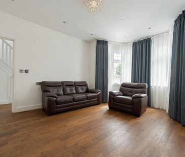 Mayfield Avenue, North Finchley, London N12 - Photo 3