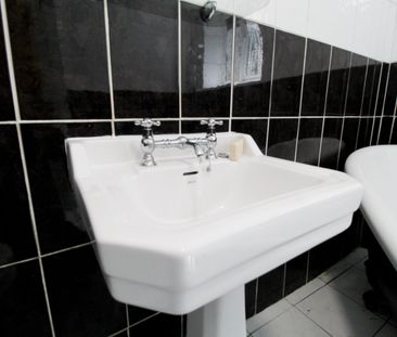 Abercynon Road, Mountain Ash, Rhondda Cynon Taf - Photo 4