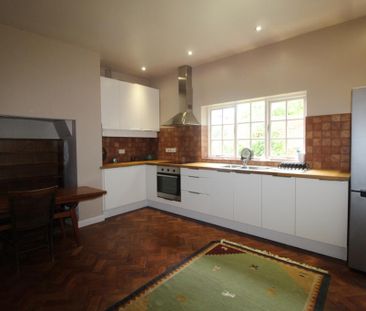 1 bedroom ground floor flat to rent - Photo 4