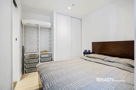 2002/22-40 Wills Street, Melbourne - Photo 5