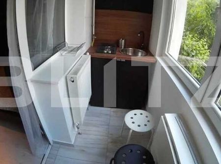 Garsoniera, 24 mp, recent renovata, zona strazii Tulcea - Photo 5