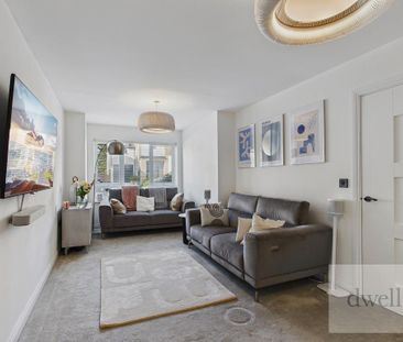 3 bedroom semi-detached house to rent - Photo 1