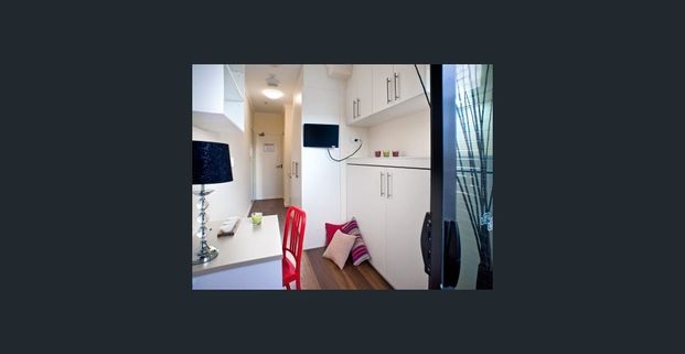 Partially Furnished Apartments - Photo 1