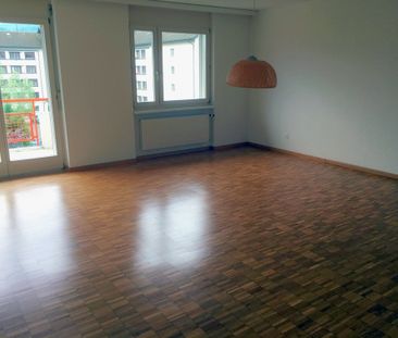 Grosszügige Wohnung an bevorzugter Wohnlage! - Photo 4