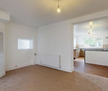 3 bedroom terraced house to rent - Photo 6