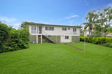 16 Karangi Street, Rasmussen QLD 4815 - House For Rent | Domain - Photo 4