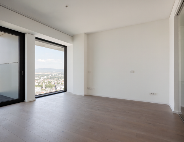 Stilvolle Tower-Wohnung mit großzügigem Balkon im Frankfurter Westend - Photo 1