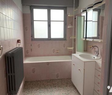 A LOUER : MAISON DE VILLE A REIMS PROCHE PLACE LUTON - TYPE 4 (2 ch... - Photo 2