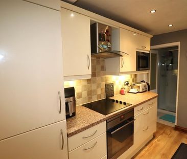 2 BED End of terrace house To rent - Photo 6