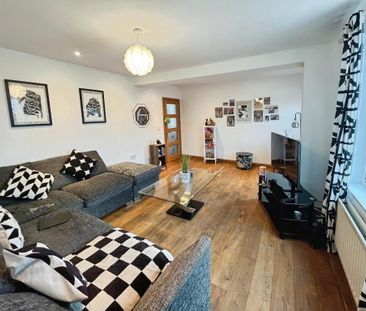 19 Warren Gardens, Lisburn, BT28 1EA - Photo 2