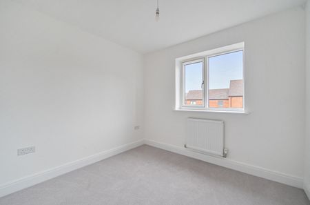 4 bedroom detached house to rent - Photo 4