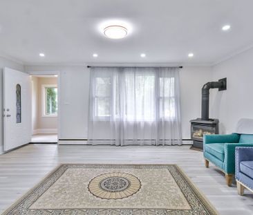 For Lease - 2043 St Johns Road, Innisfil, Ontario - Photo 1