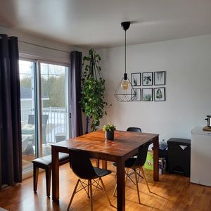 4 1/2 Sur 2 étages à St-Jean-Chrysostome - Photo 2