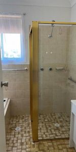 WALKING DISTANCE TO TOWN! - Photo 4