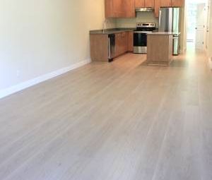 Spacious 3 bedroom Townhouse in Garibaldi Highlands - Photo 2