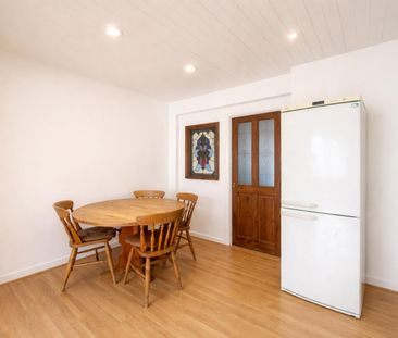 2 bedroom House To Let - Photo 2