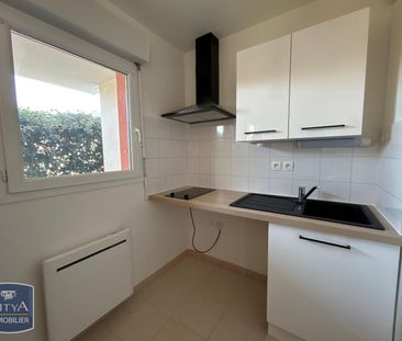 Location Appartement 2 pièces 43m² BOE 47550 - Photo 2