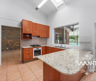 7 Tambourah Drive, Benowa QLD 4217 - House For Rent | Domain - Photo 4