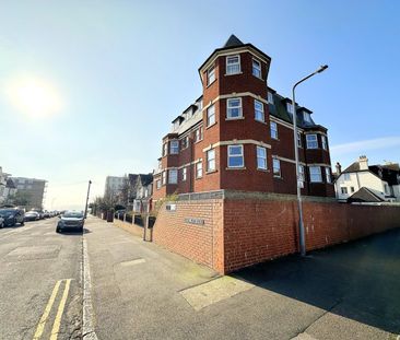 A 2 Bedroom Apartment Instruction to Let in Bexhill on Sea - Photo 1