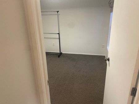 Separate unit behind our main house - Photo 5