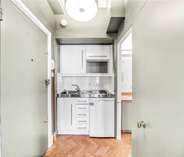 Studio to rent - Photo 2