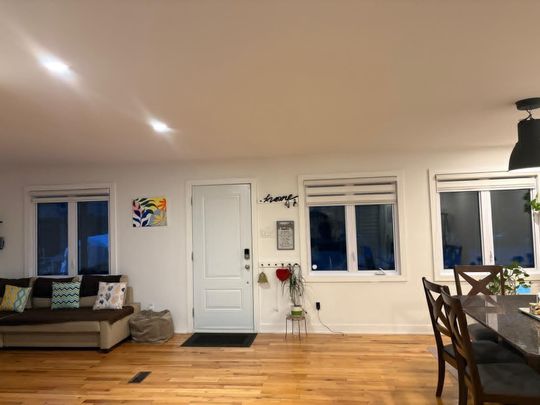 3680 Rue Paquette, Longueuil (Saint-Hubert), QC J3Y - Photo 1