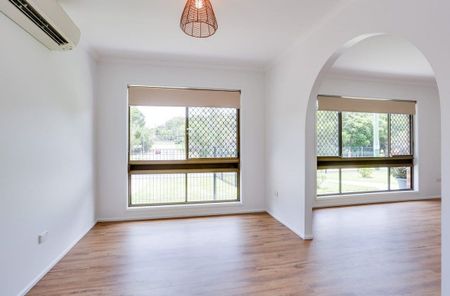 Spacious Home in the Best Street in Rochedale South - Photo 4