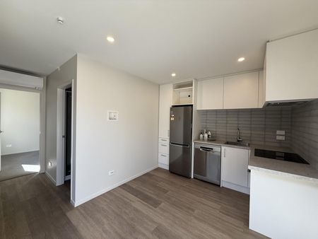 Brand new unit - Photo 4