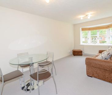 2 bedroom flat to rent - Photo 4