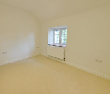 3 bedroom detached house to rent - Photo 5