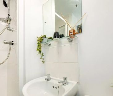 Classic Ensuite - Photo 5