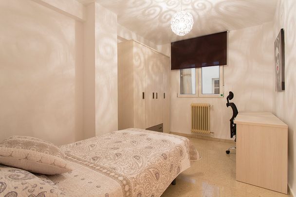 Flat - Granada (Camino de ronda) - Photo 1