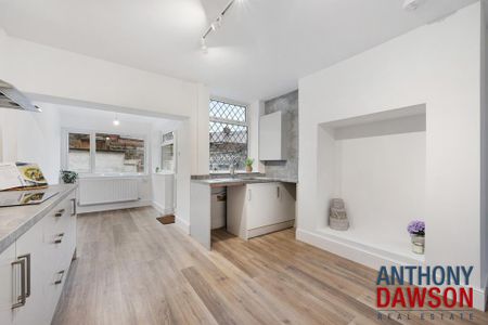 2 bedroom terraced house to rent - Photo 4