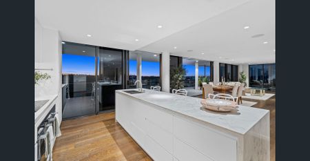 1601/90 Berrima Street, Wynnum, Qld 4178 - Photo 5