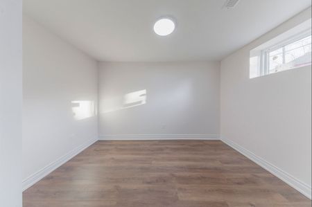 For Lease - 39 Stansbury Crescent Unit# BSMT, Toronto, Ontario - Photo 2