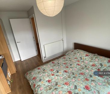 1 bedroom flat to rent - Photo 2