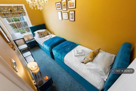 2 bedroom maisonette to rent - Photo 5