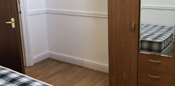 Aylestone Road (2 bed) - Photo 2