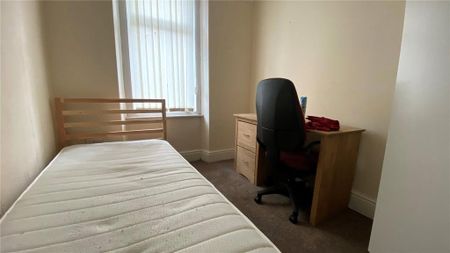 5 bedroom end of terrace house to rent - Photo 5