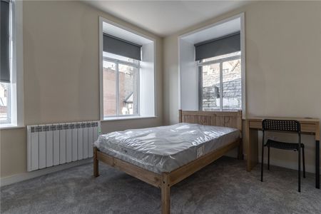 7 Chancery Lane, Huddersfield, HD1 - Photo 4