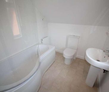 Nicol Road, Chalfont St Peter, SL9 - Photo 1