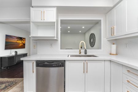 For Lease - 131 Crystal Glen Crescent, Brampton, Ontario - Photo 4