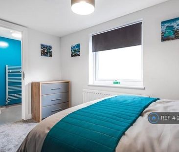 1 bedroom in a house share to rent - Photo 1
