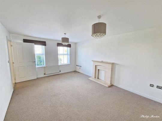 6 bedroom detached house to rent - Photo 1