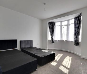 Baffins, Portsmouth Unfurnished - Photo 2