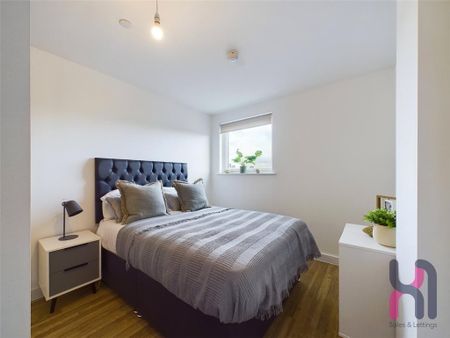 2 bedroom flat to rent - Photo 5