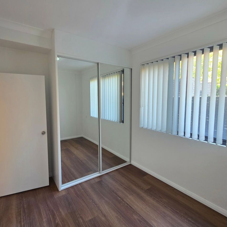 View Wednesday at 4:30pm - 4:45pm - Photo 1