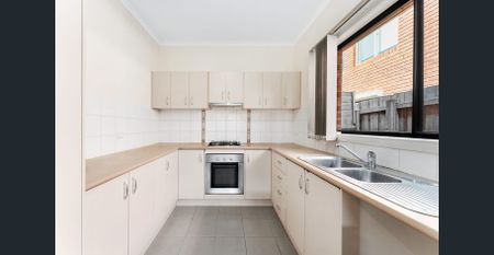 Spacious and Private - Photo 2